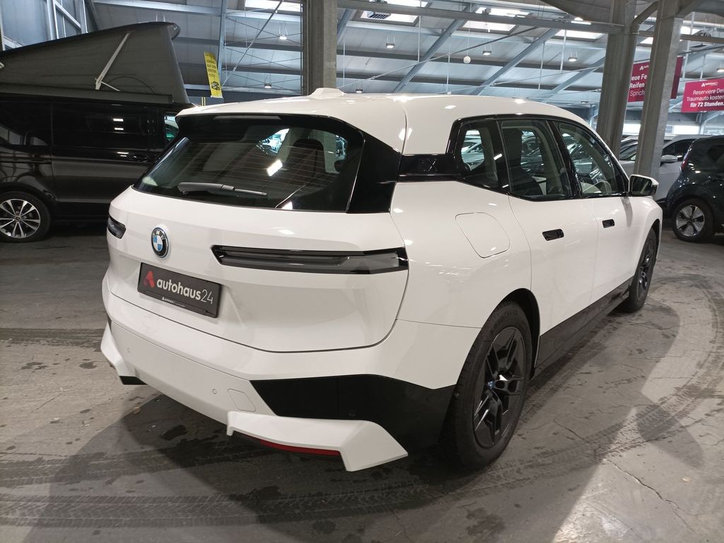 BMW iX 2023