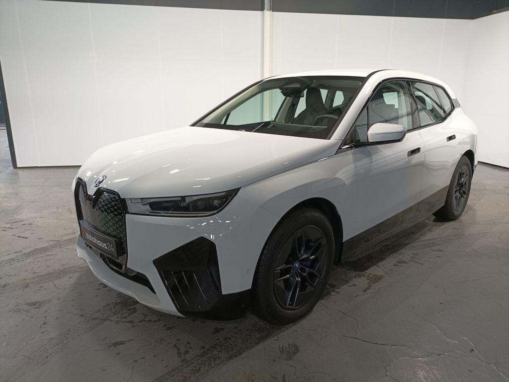 BMW iX 2023