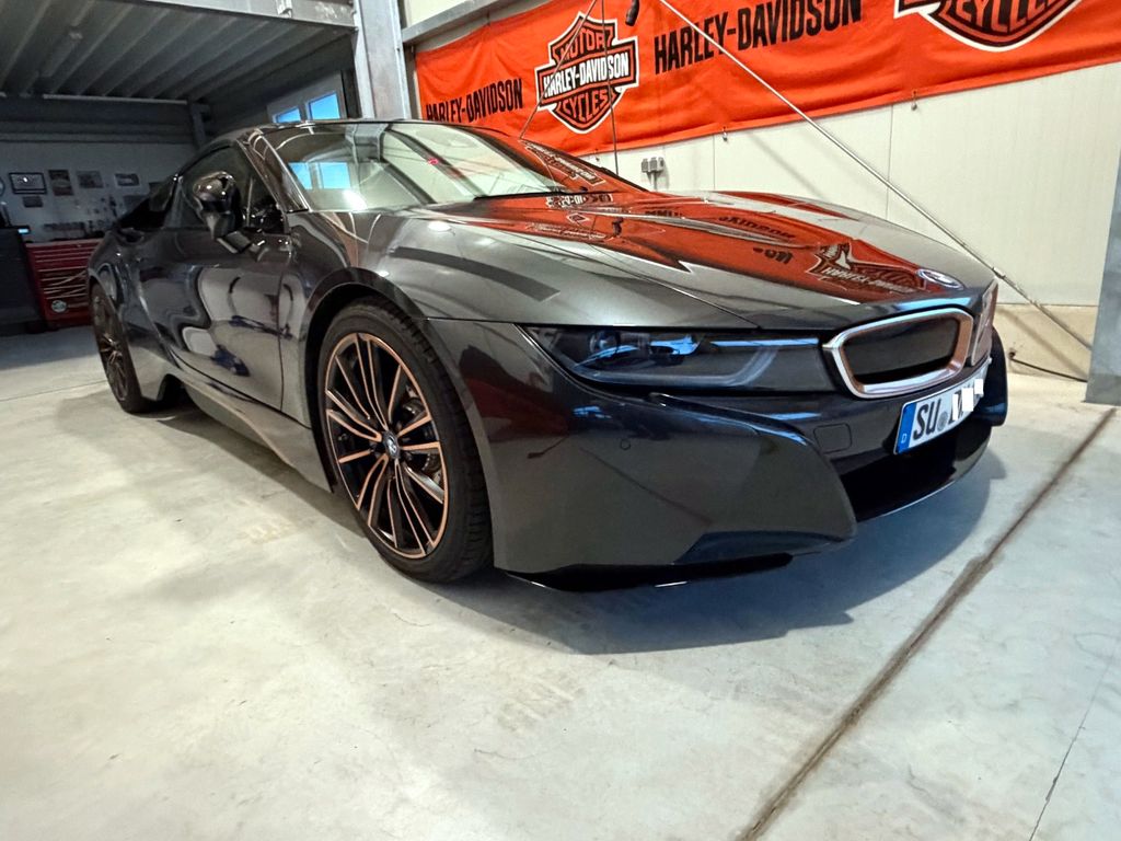 BMW i8 2020