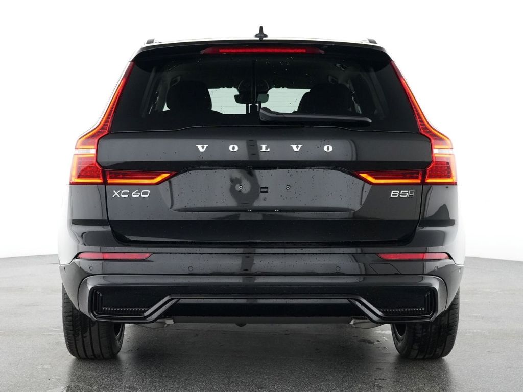Volvo XC60 2025