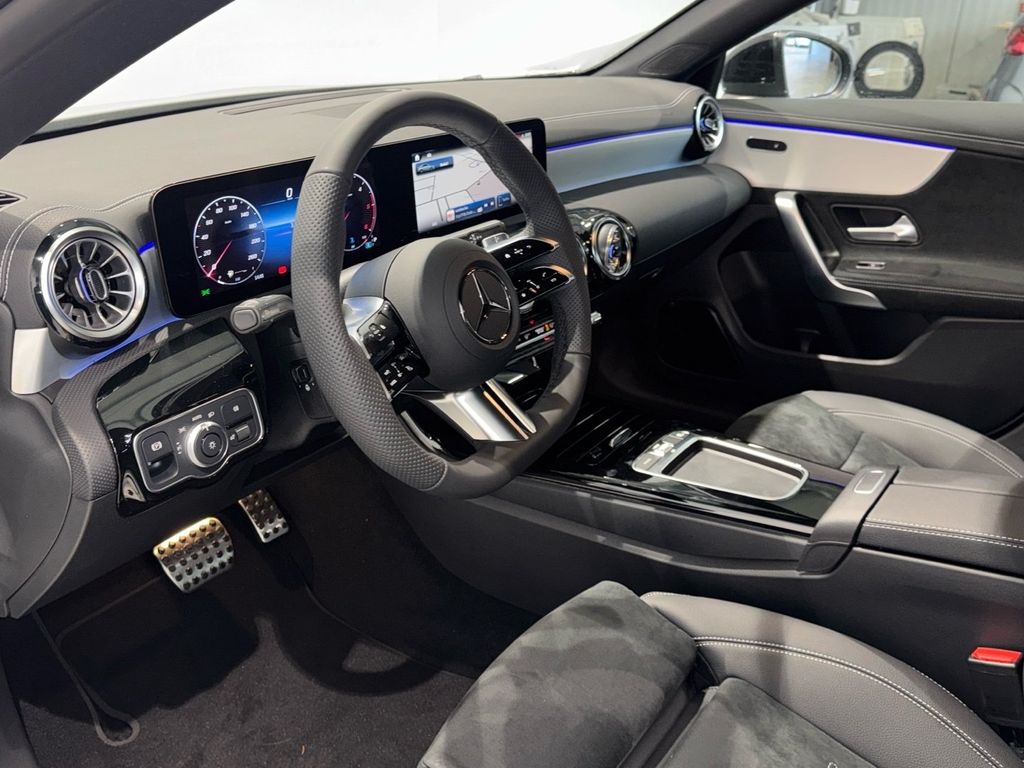 Mercedes-Benz CLA 220 2026