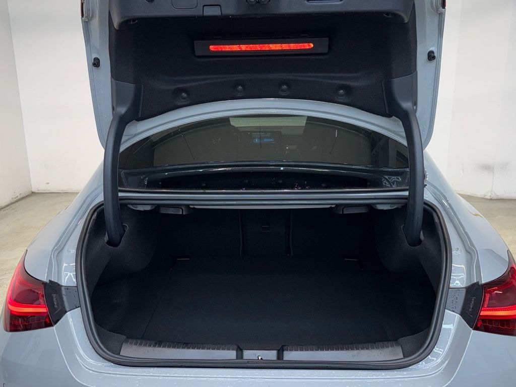 Mercedes-Benz CLA 200 2026