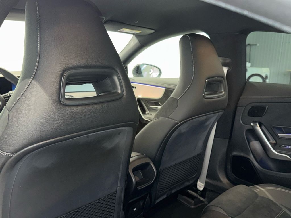 Mercedes-Benz CLA 200 2026