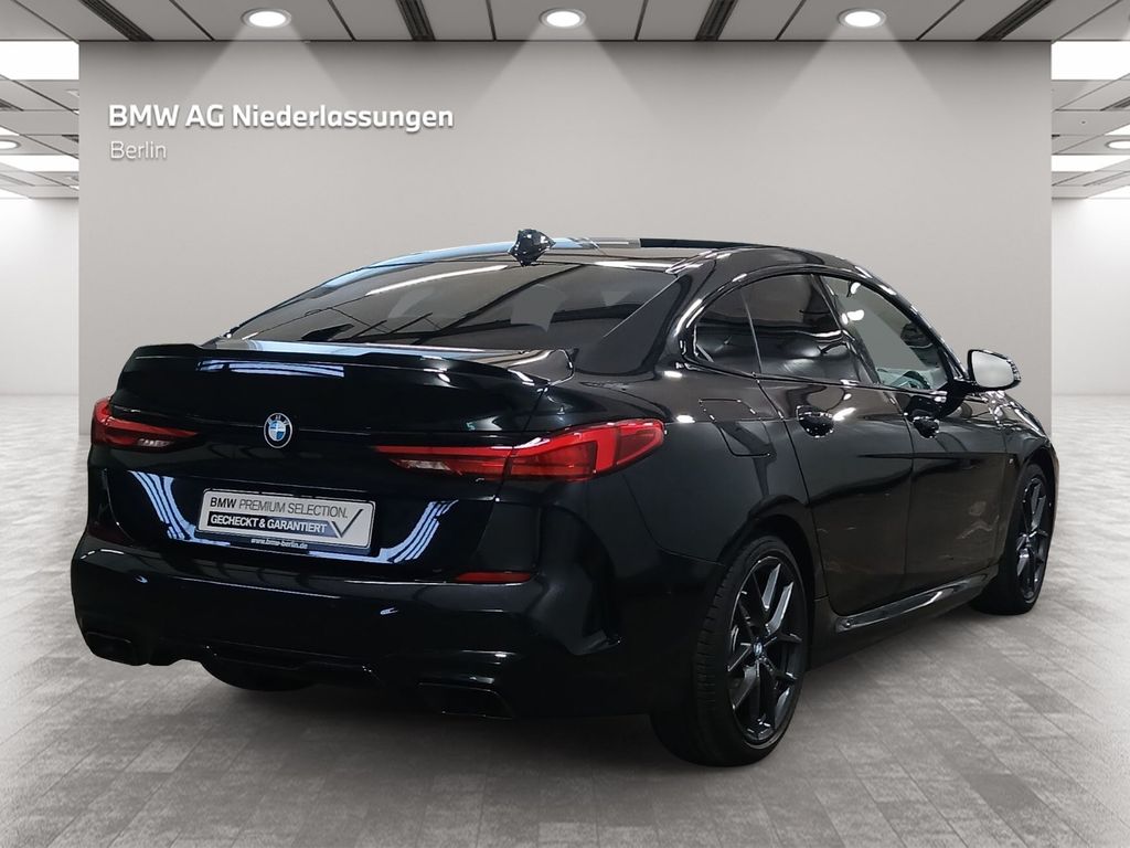 BMW M235 2022