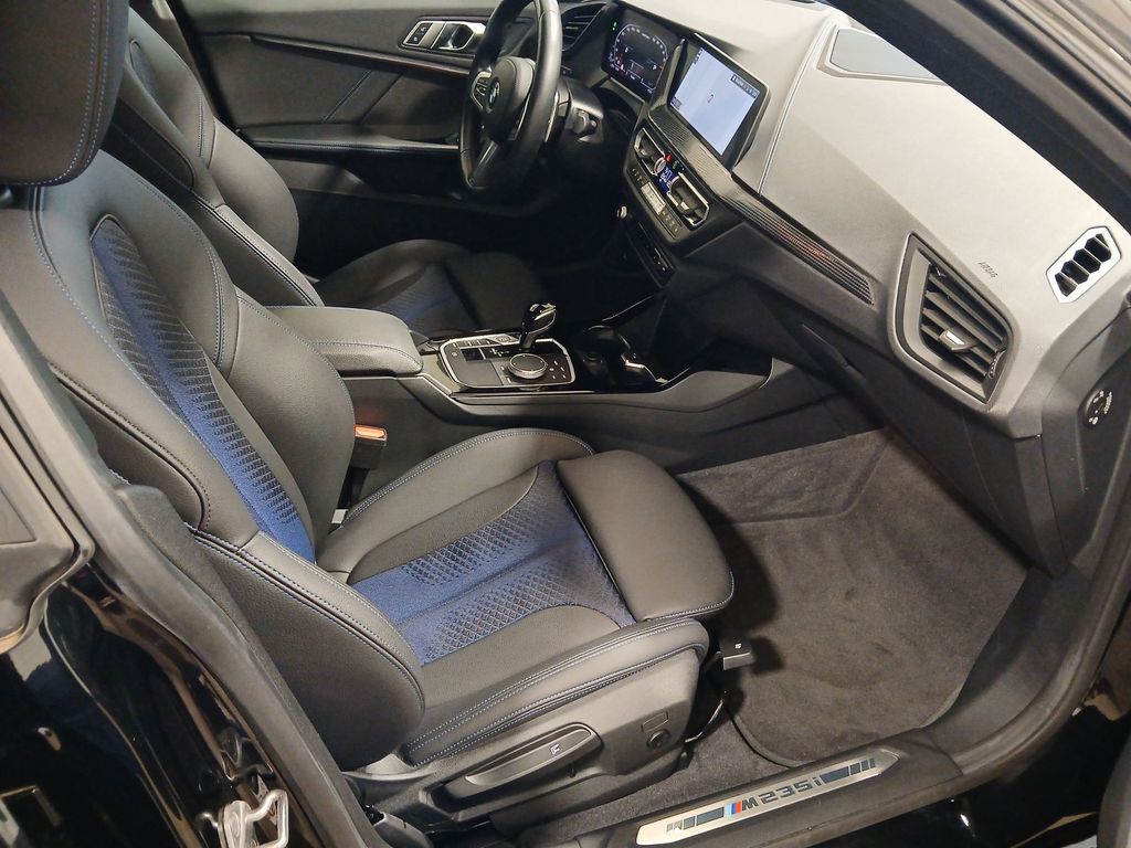 BMW M235 2022