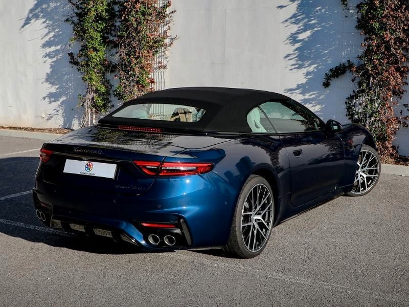 Maserati GranCabrio