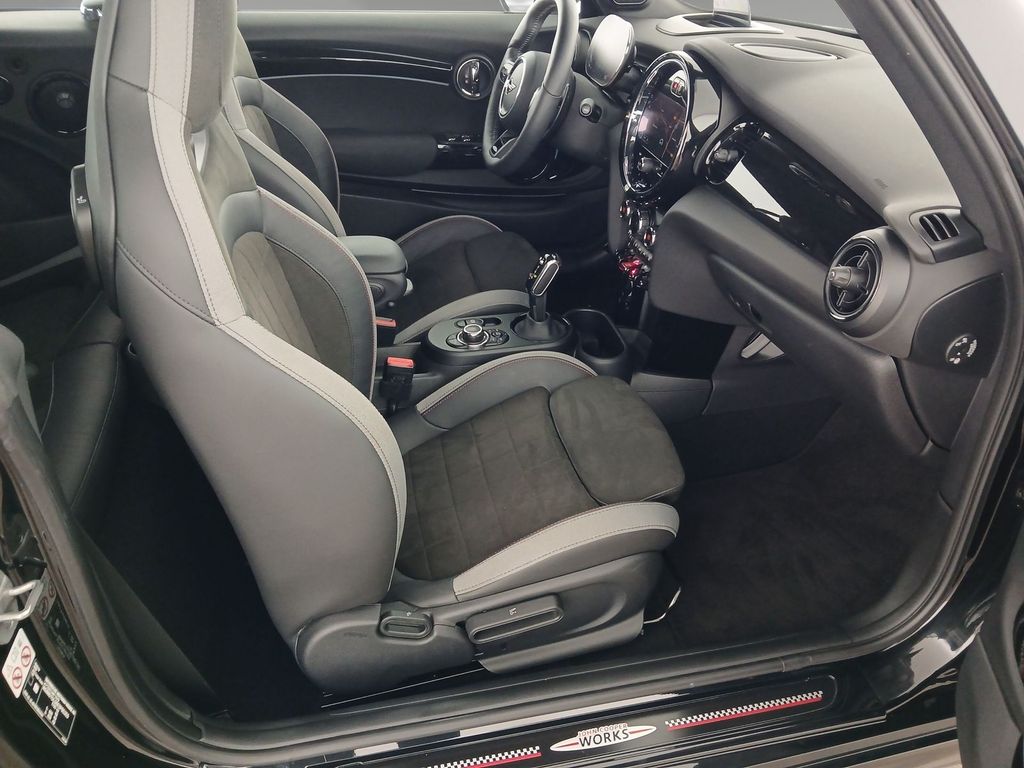 MINI John Cooper Works Cabrio 2022