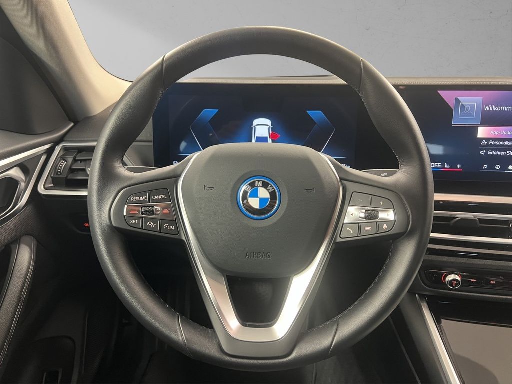 BMW i4 2023