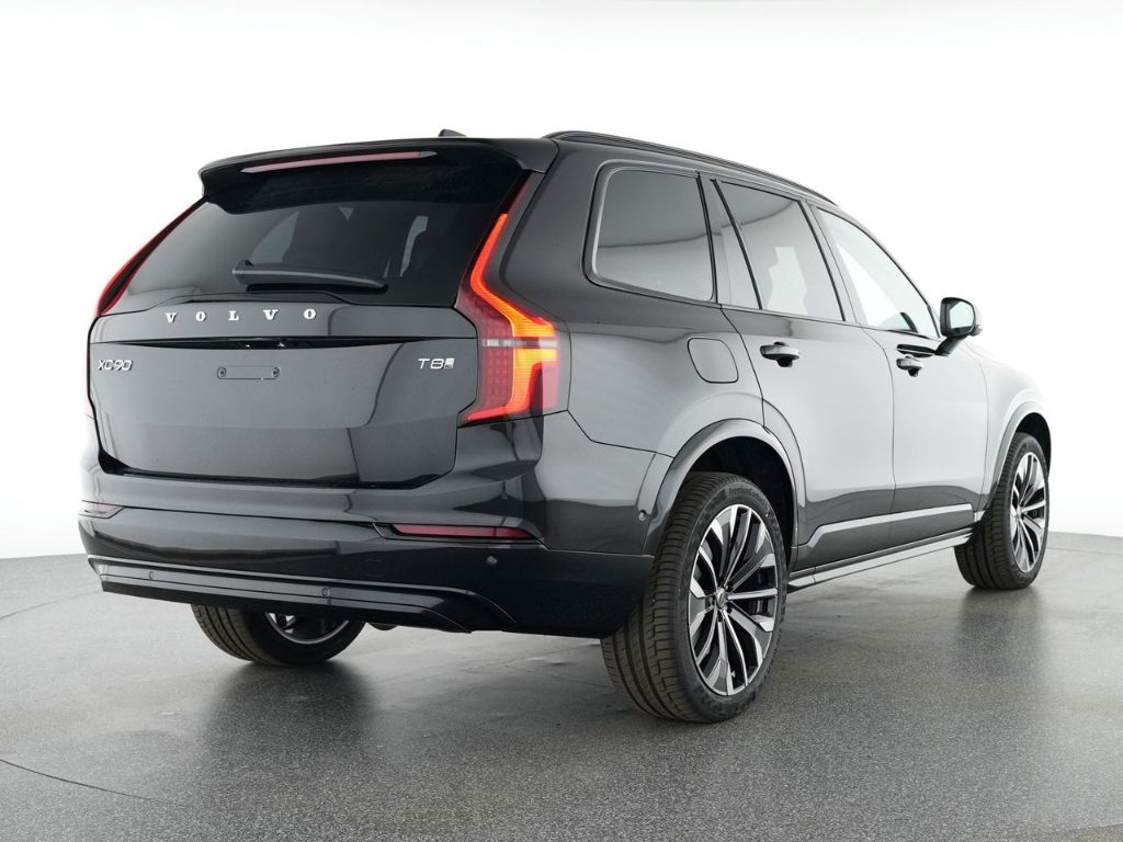 Volvo XC90 2025