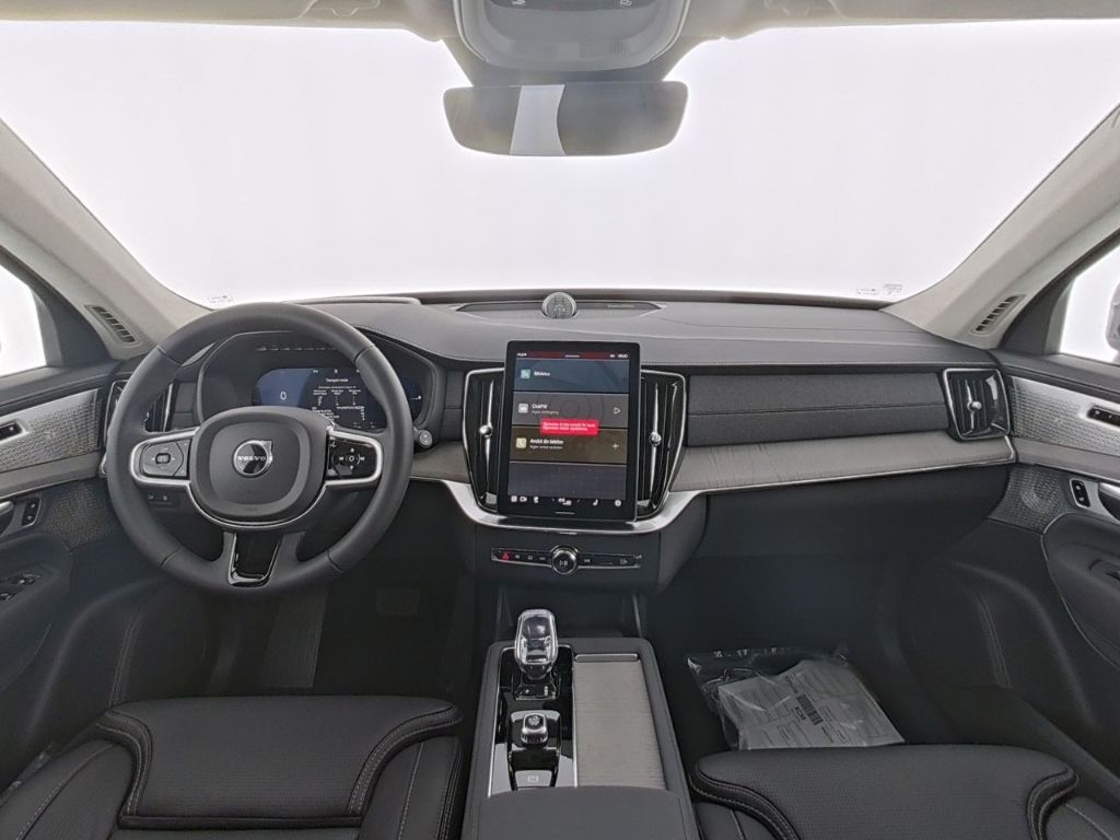 Volvo XC90 2025