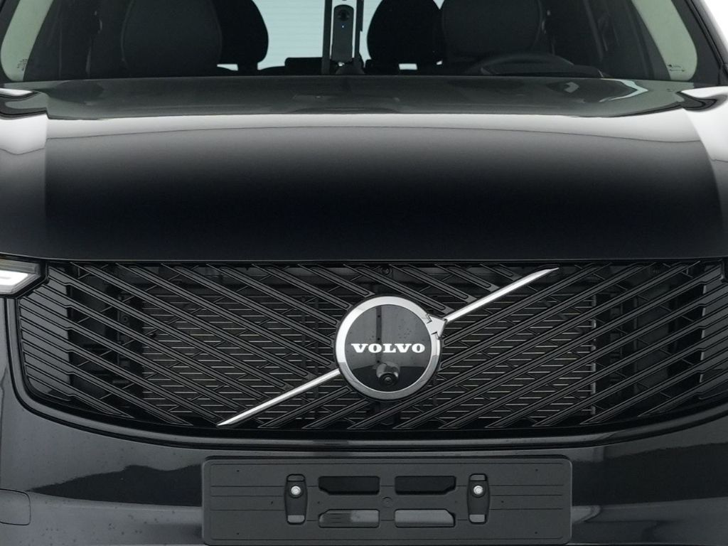 Volvo XC90 2025