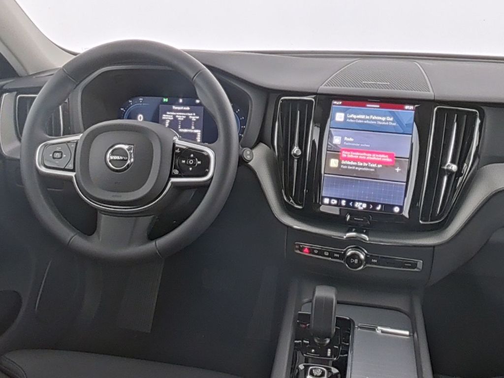 Volvo XC60 2025