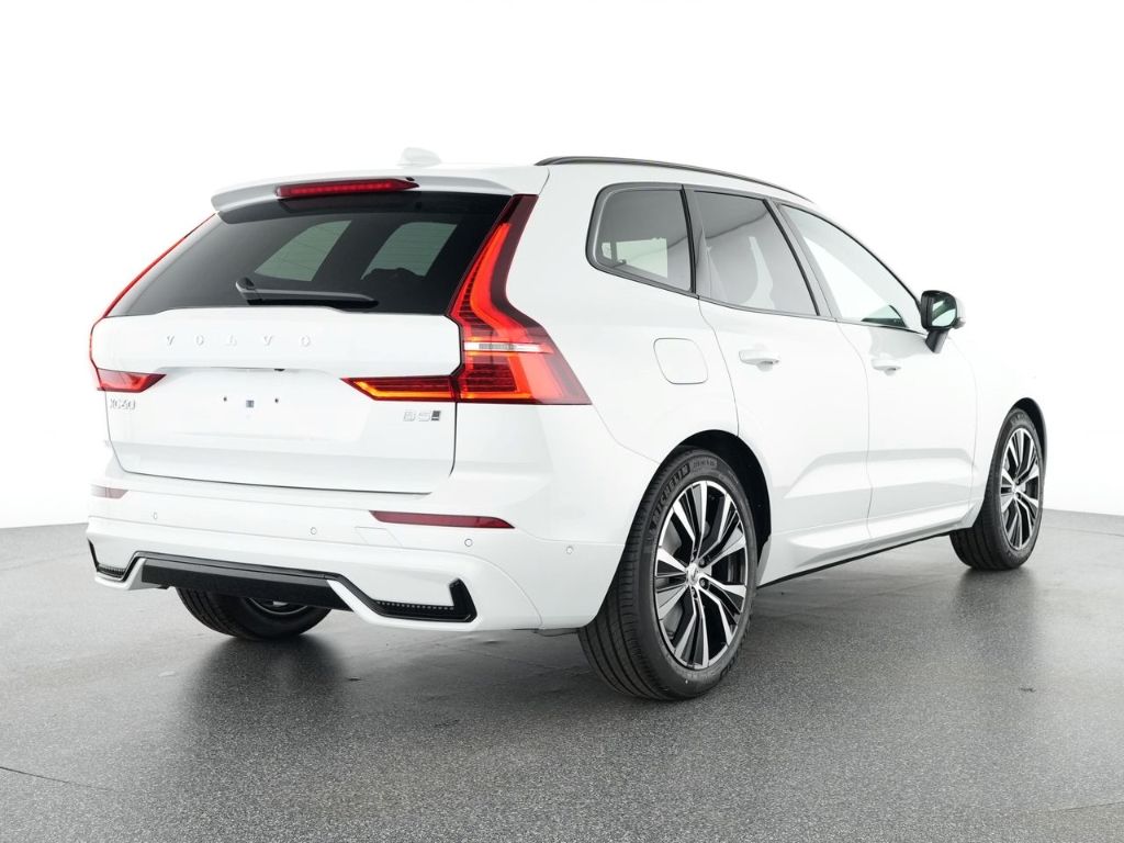 Volvo XC60 2025