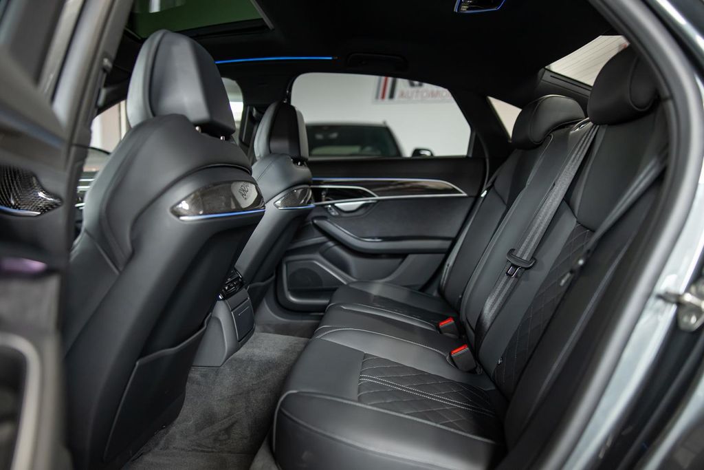 Audi A8 2025