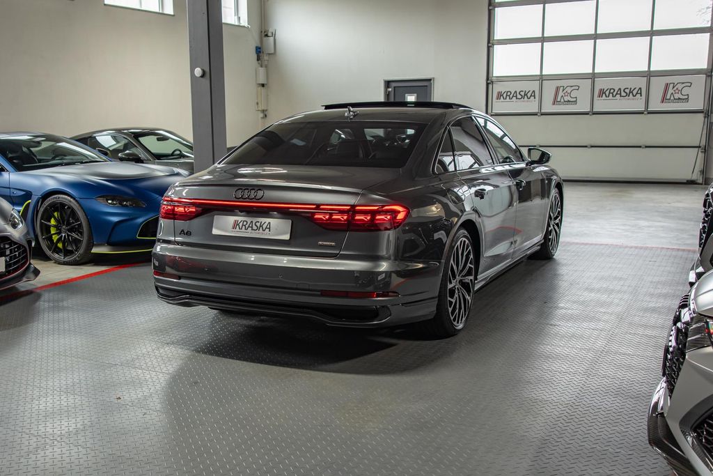 Audi A8 2025