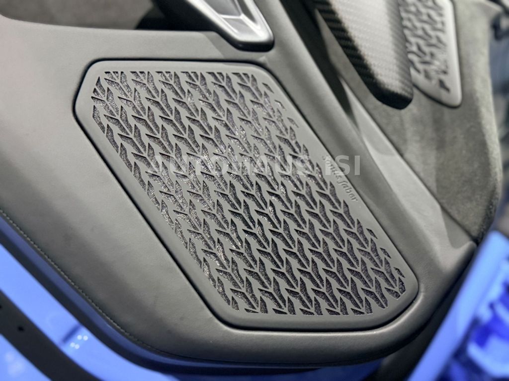 Lamborghini Revuelto 2025