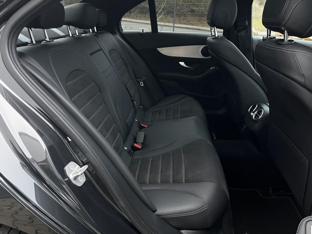 Mercedes-Benz C 300 2020