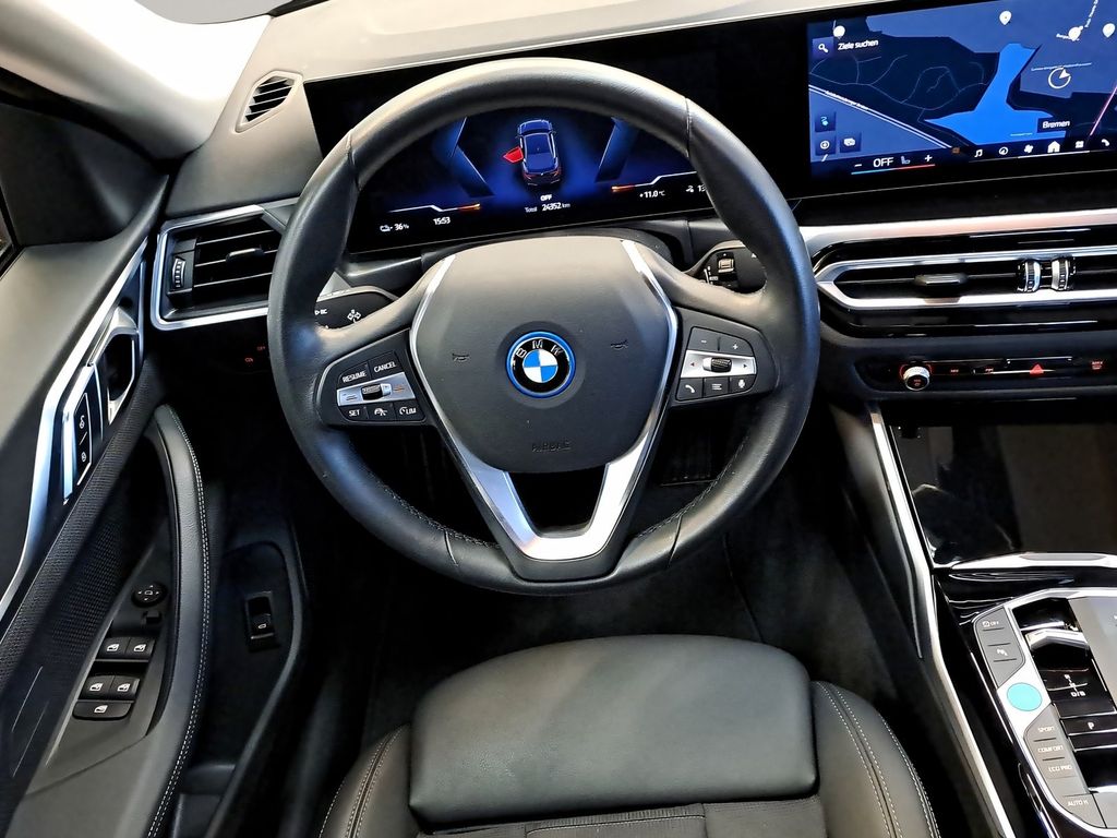 BMW i4 2023