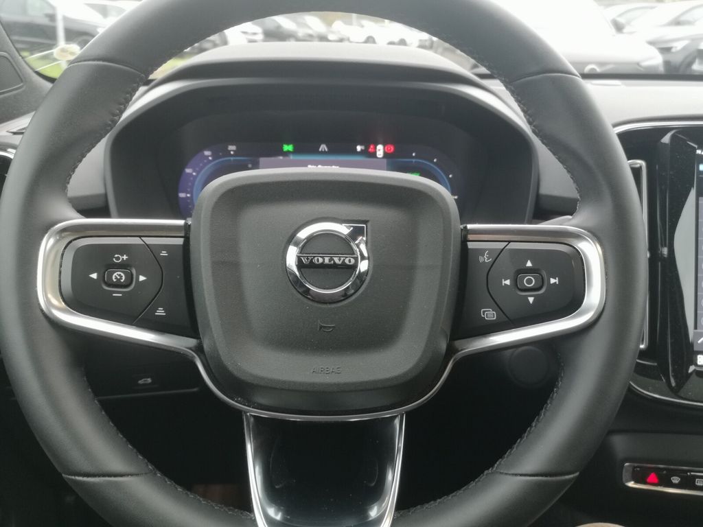 Volvo C40 2022
