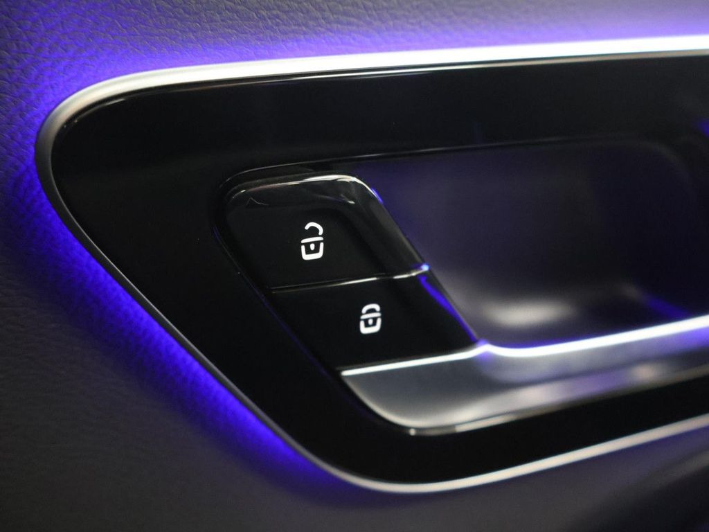 Mercedes-Benz E 300 2024