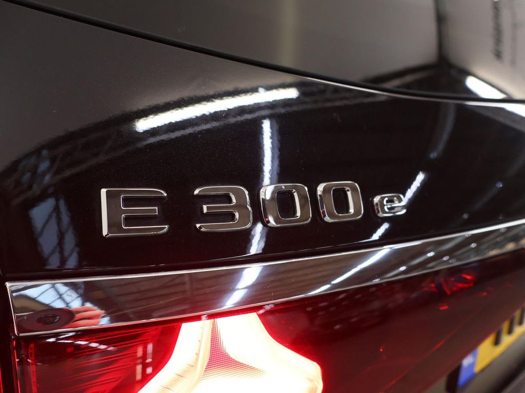 Mercedes-Benz E 300 2024
