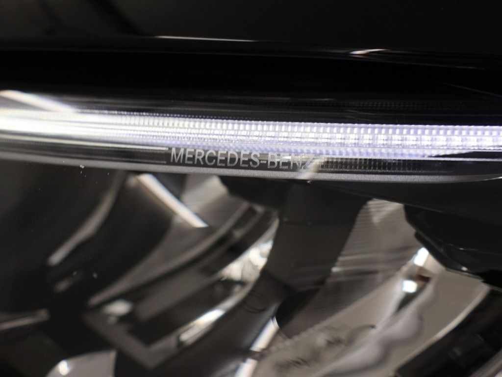 Mercedes-Benz E 300 2024