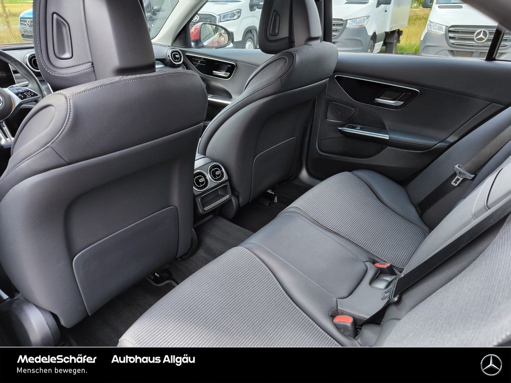 Mercedes-Benz C 200 2024