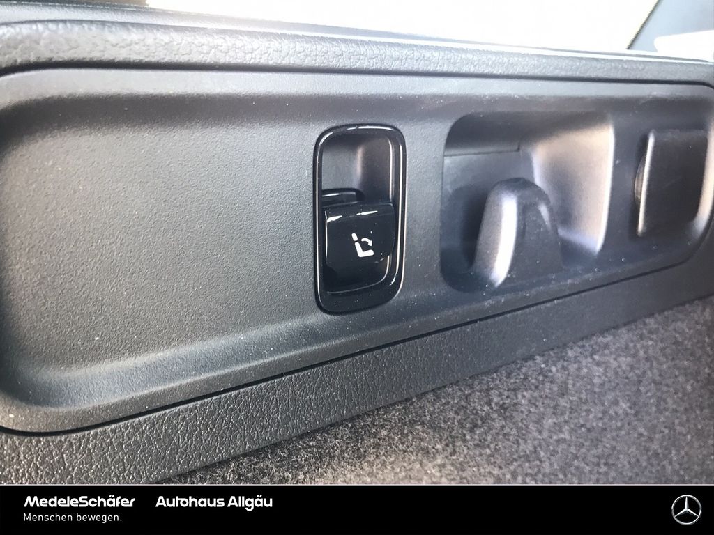 Mercedes-Benz C 300 2024