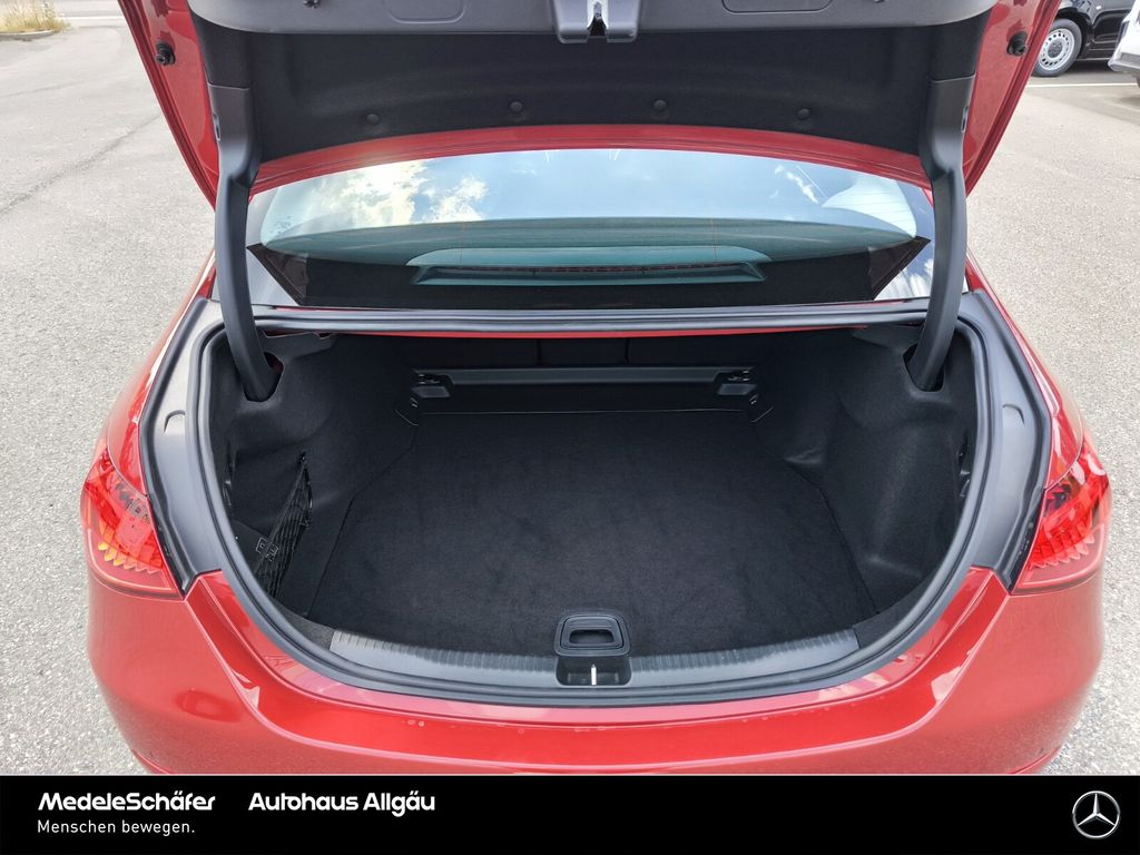 Mercedes-Benz C 200 2024