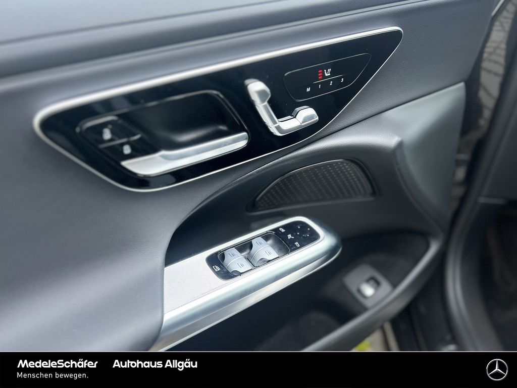 Mercedes-Benz E 300 2024