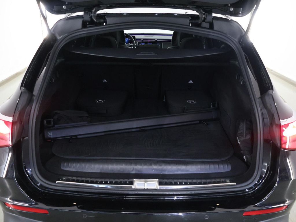 Mercedes-Benz E 300 2024