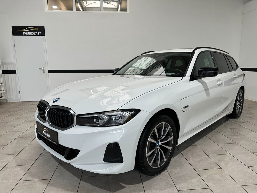 BMW 330 2022