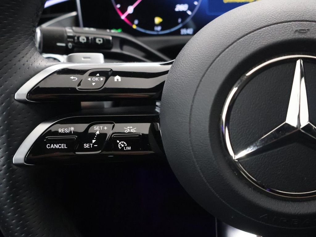 Mercedes-Benz E 300 2024