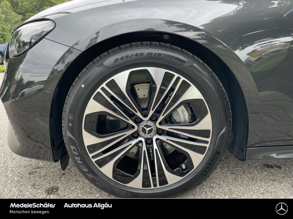 Mercedes-Benz E 300 2024