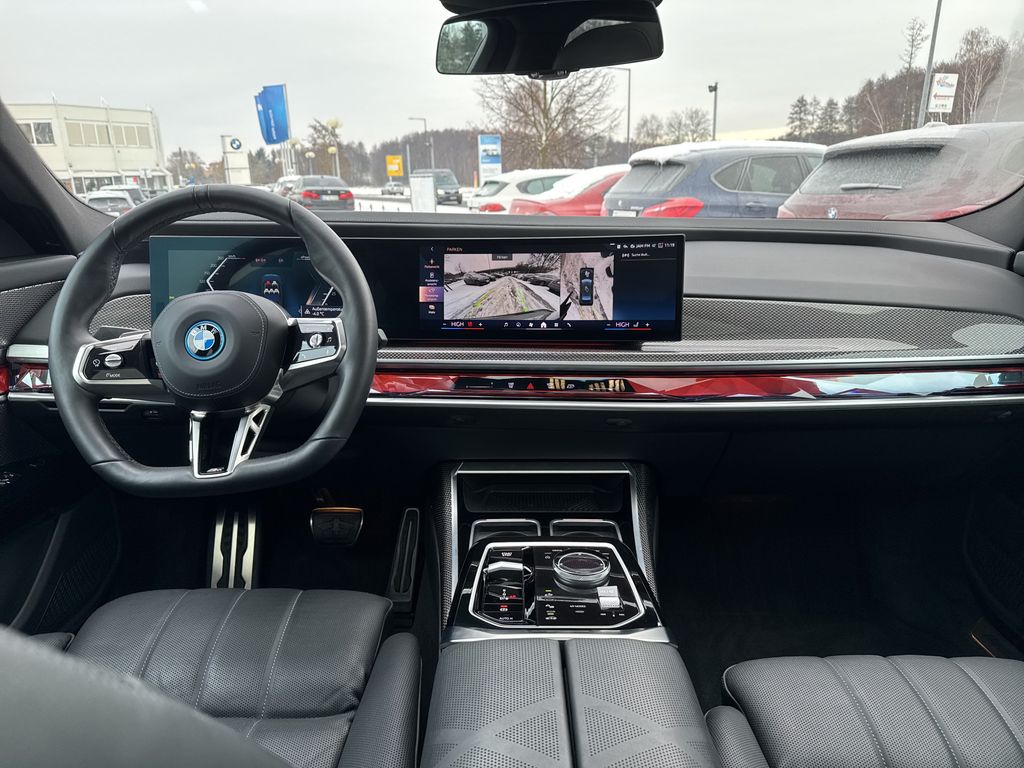 BMW i7 2024