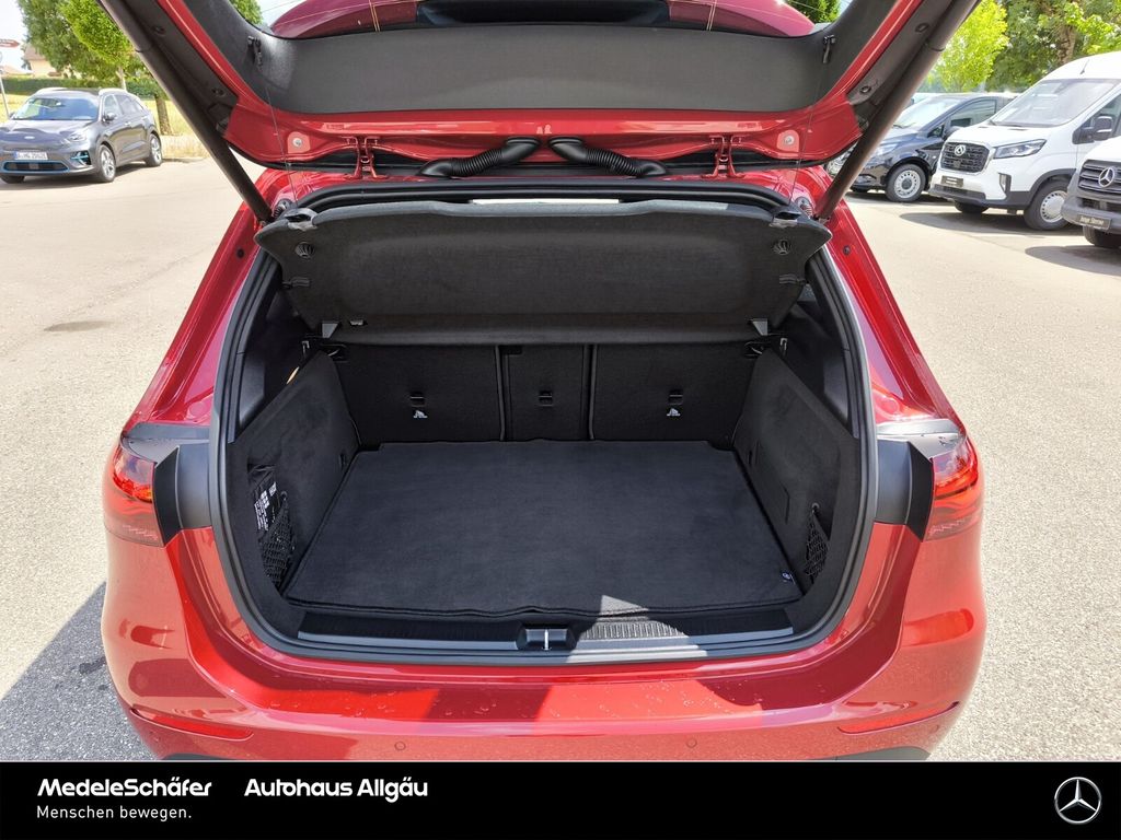 Mercedes-Benz B 220 2024