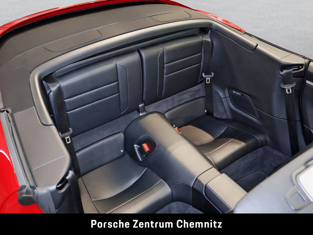 Porsche 992 2024