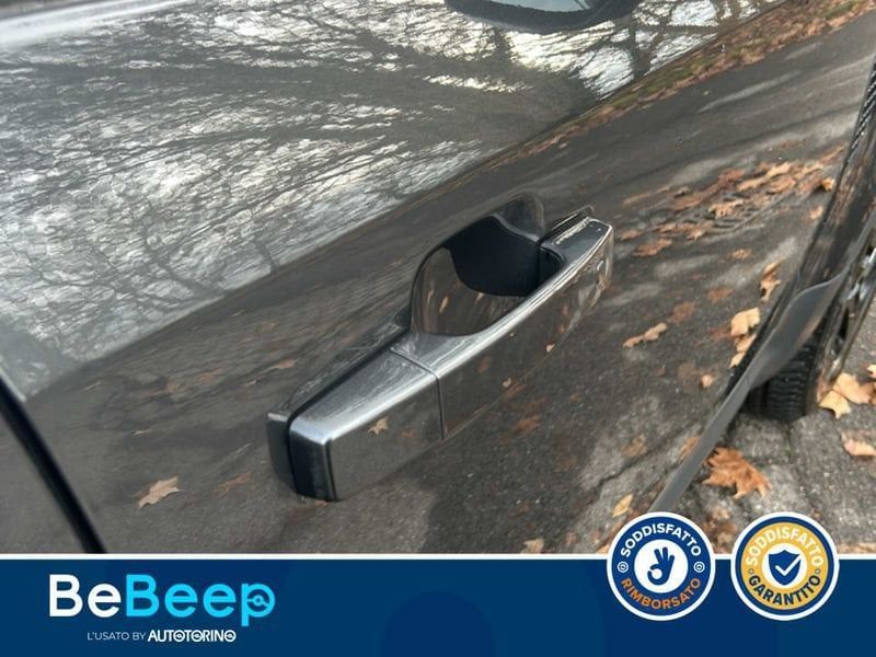 Land Rover Defender 2022