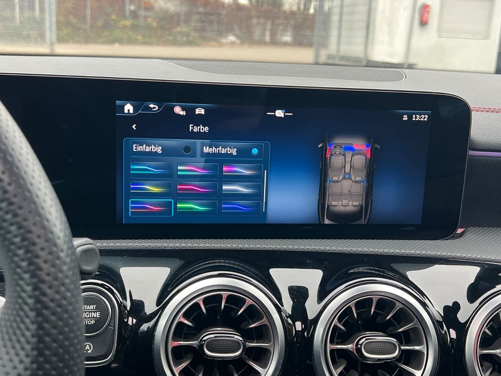 Mercedes-Benz CLA 200 2025