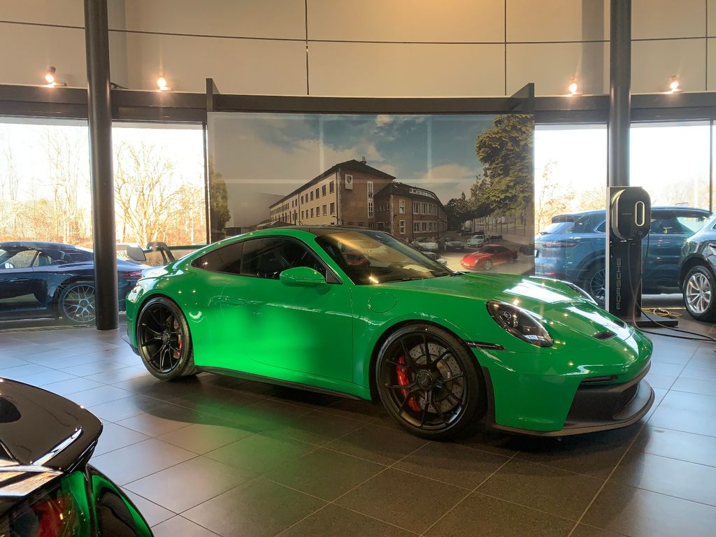 Porsche 992 2022