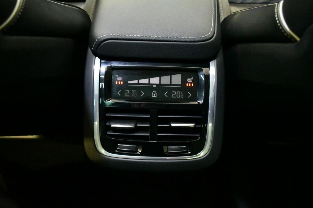 Volvo V60 Cross Country 2022