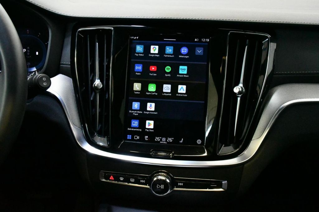 Volvo V60 Cross Country 2022