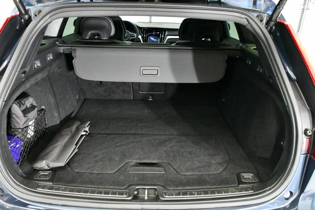 Volvo V60 Cross Country 2022