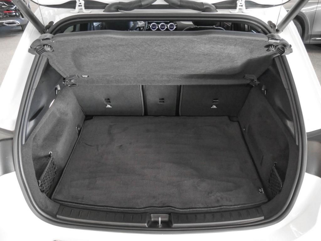 Mercedes-Benz EQA 2023