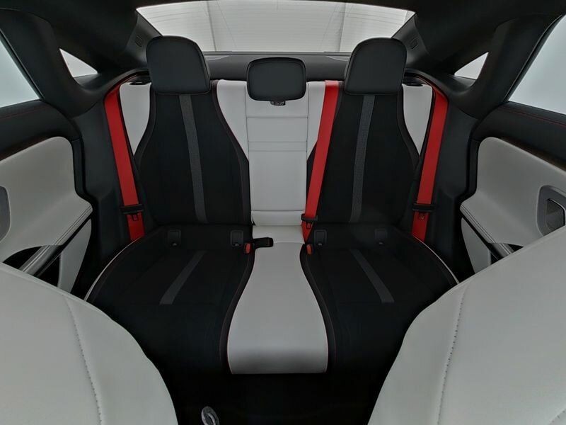 Mercedes-Benz CLA 250 2025