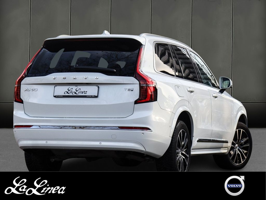 Volvo XC90 2025