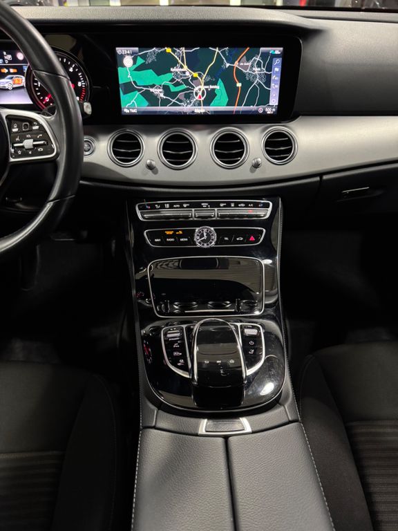Mercedes-Benz E 300 2020
