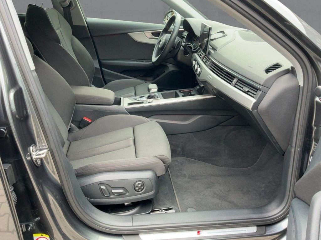 Audi A4 2022