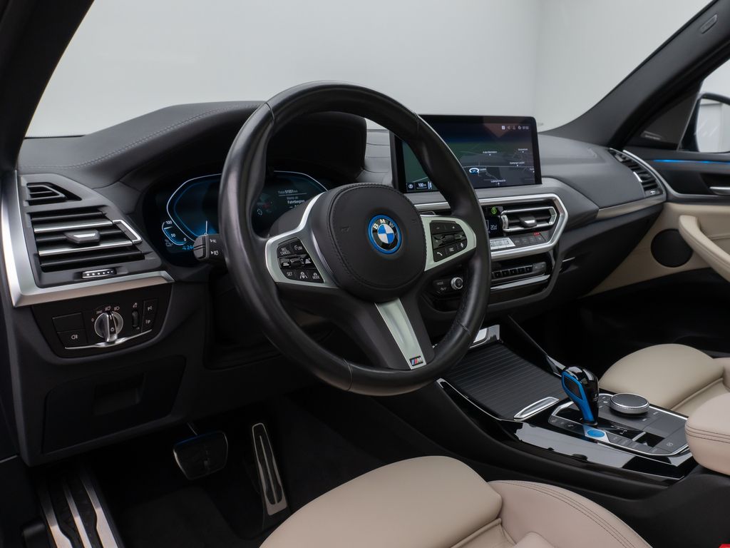 BMW iX3 2022