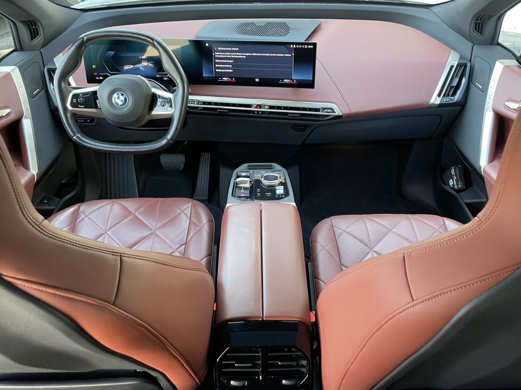 BMW iX 2022